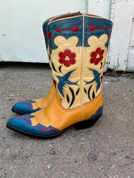 Montana Co Shoes - RARE Montana Boot Co. Bluebird & Roses Western Cowboy Boots Size 7